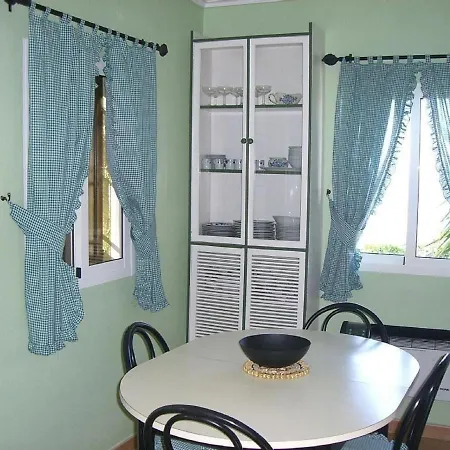 House - 2 Bedrooms With Wifi - 0117